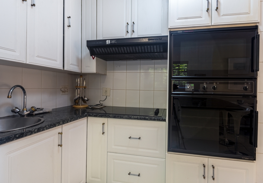 4 Bedroom Property for Sale in Waterkloof Ridge Gauteng
