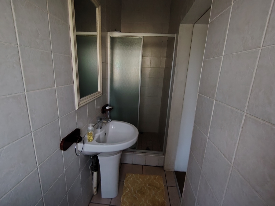 4 Bedroom Property for Sale in Kameeldrift East Gauteng