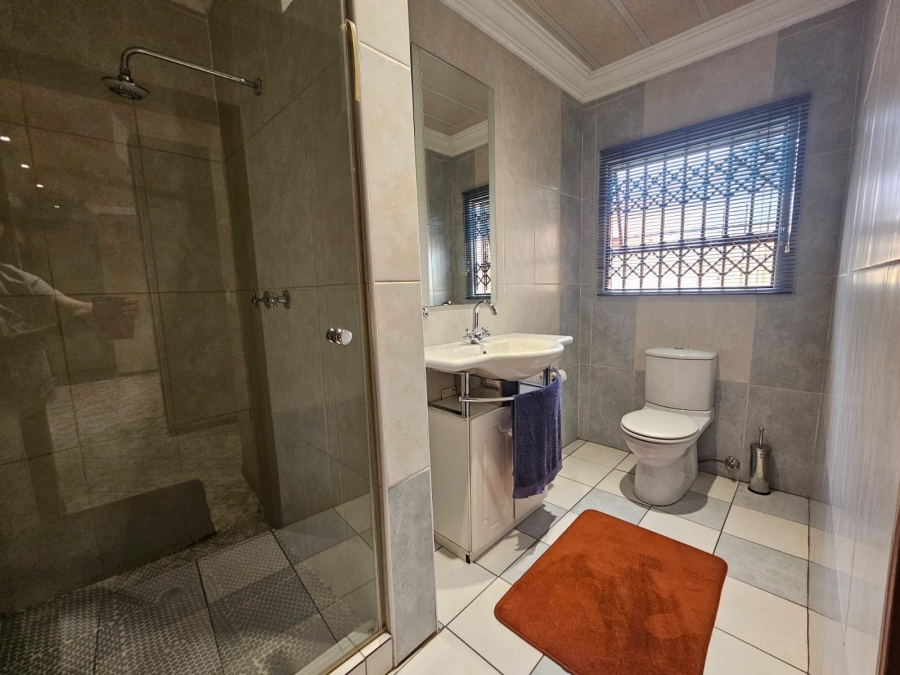 4 Bedroom Property for Sale in Theresa Park Gauteng