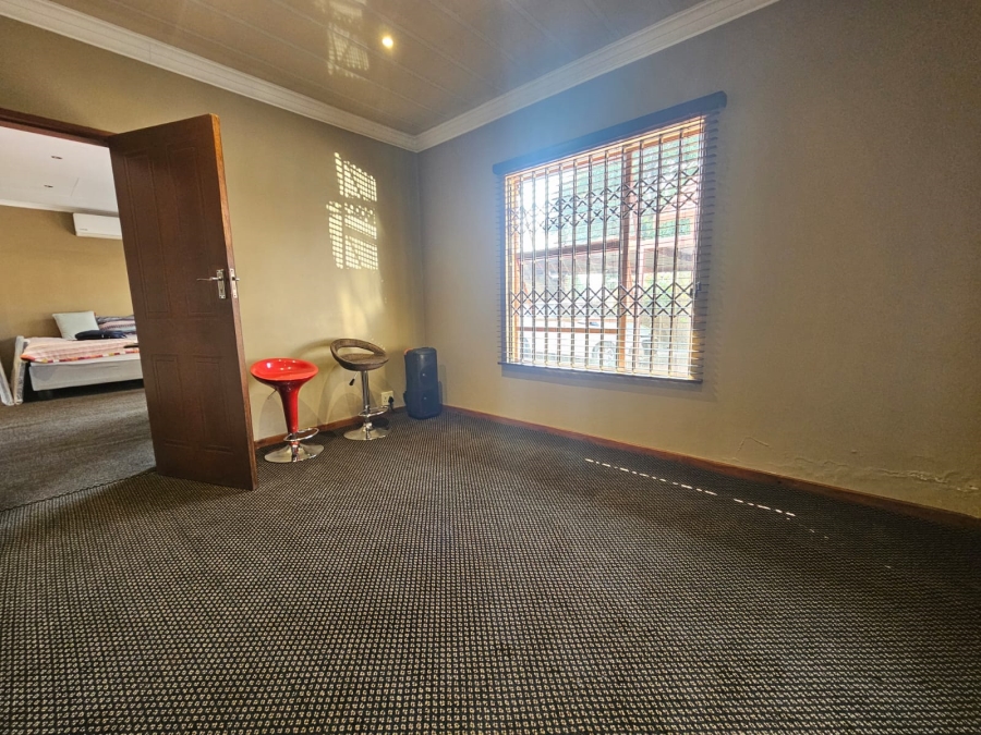 4 Bedroom Property for Sale in Theresa Park Gauteng