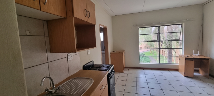 1 Bedroom Property for Sale in Hillcrest Gauteng
