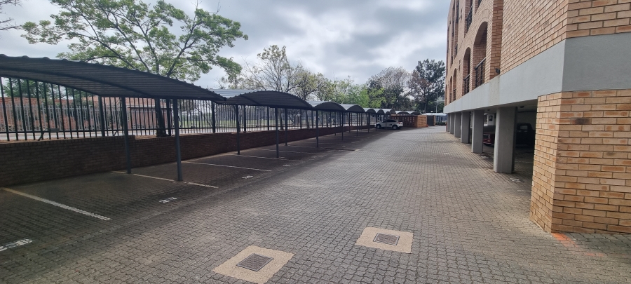 1 Bedroom Property for Sale in Hillcrest Gauteng