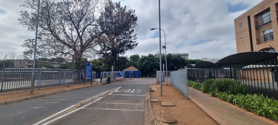 1 Bedroom Property for Sale in Hillcrest Gauteng