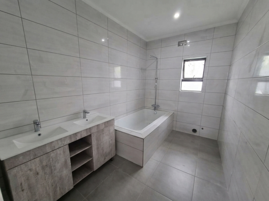 To Let 2 Bedroom Property for Rent in Bedfordview Gauteng