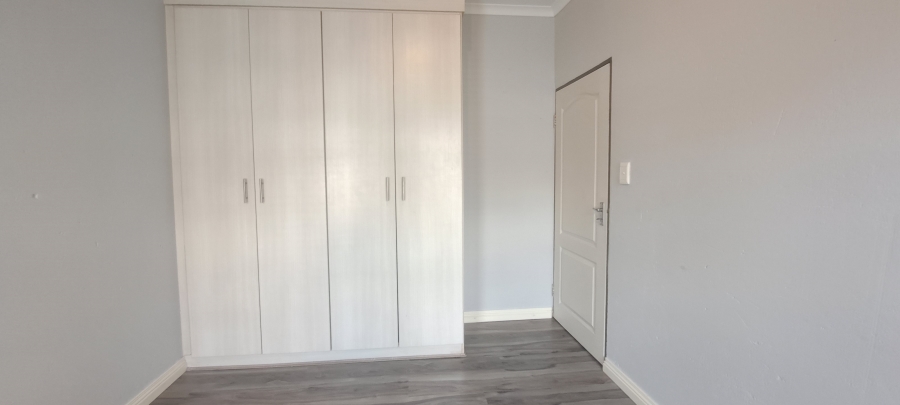 2 Bedroom Property for Sale in Honeydew Grove Gauteng