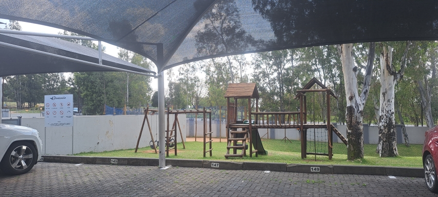 2 Bedroom Property for Sale in Honeydew Grove Gauteng