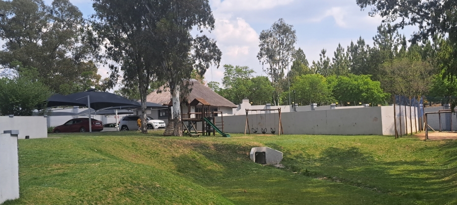 2 Bedroom Property for Sale in Honeydew Grove Gauteng