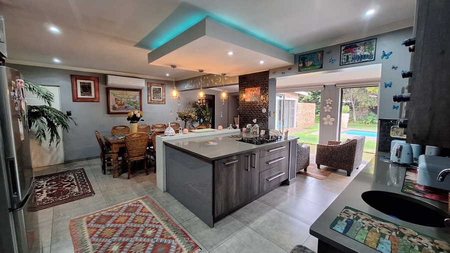 5 Bedroom Property for Sale in Vanderbijlpark Sw 2 Gauteng