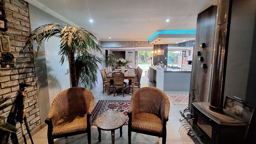 5 Bedroom Property for Sale in Vanderbijlpark Sw 2 Gauteng