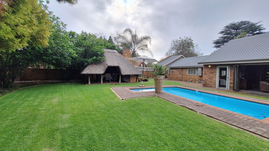 5 Bedroom Property for Sale in Vanderbijlpark Sw 2 Gauteng