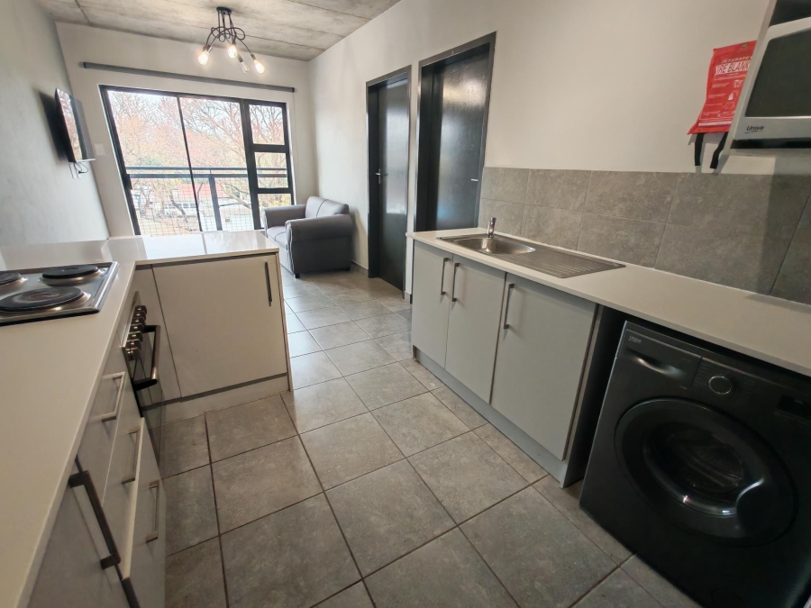 To Let 4 Bedroom Property for Rent in Hatfield Gauteng