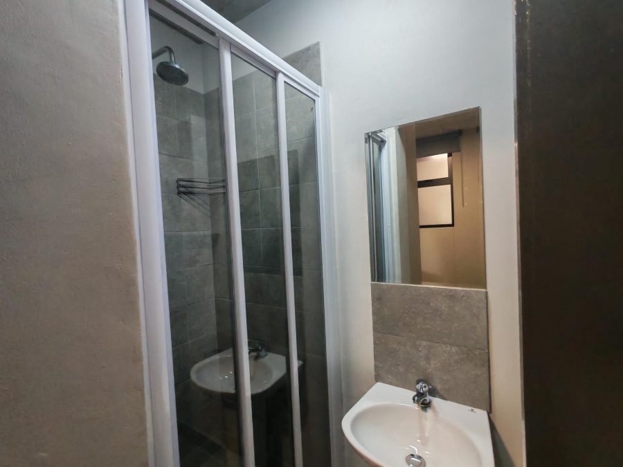 To Let 4 Bedroom Property for Rent in Hatfield Gauteng