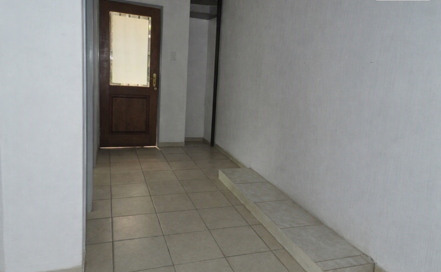 To Let 2 Bedroom Property for Rent in Strubensvallei Gauteng