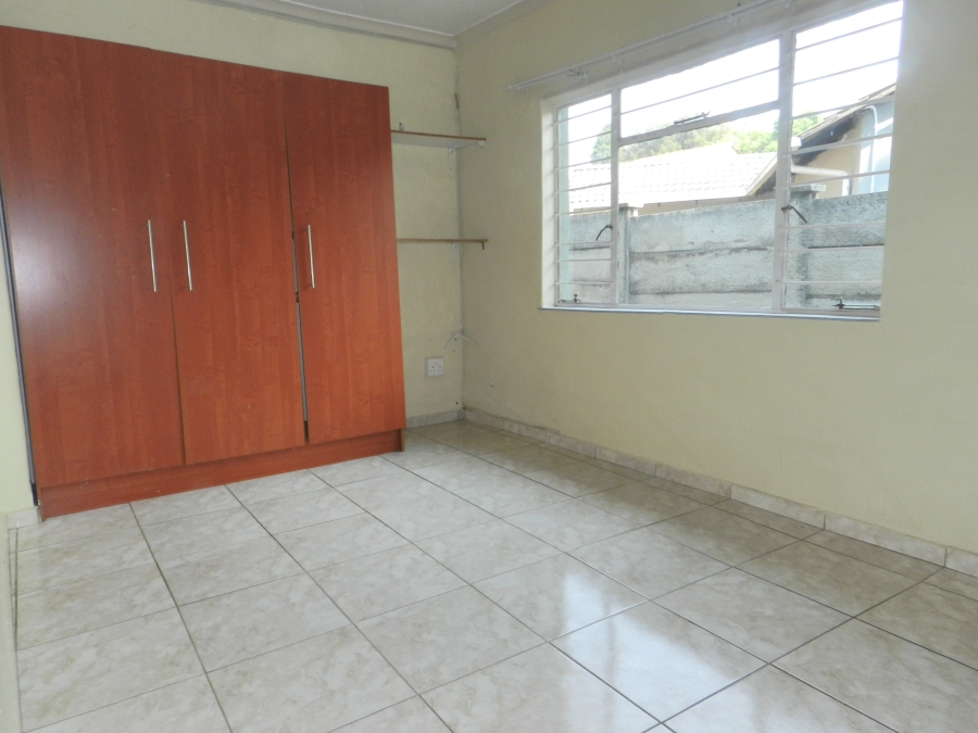 To Let 2 Bedroom Property for Rent in Strubensvallei Gauteng