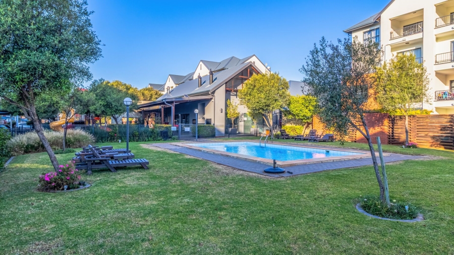 2 Bedroom Property for Sale in Greenstone Hill Gauteng