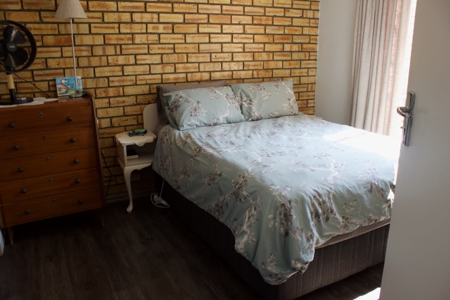 3 Bedroom Property for Sale in Glen Erasmia Gauteng