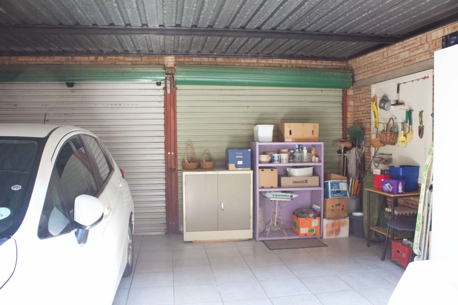 3 Bedroom Property for Sale in Glen Erasmia Gauteng
