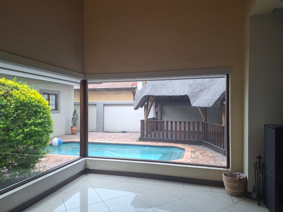 4 Bedroom Property for Sale in Vanderbijlpark SE 8 Gauteng