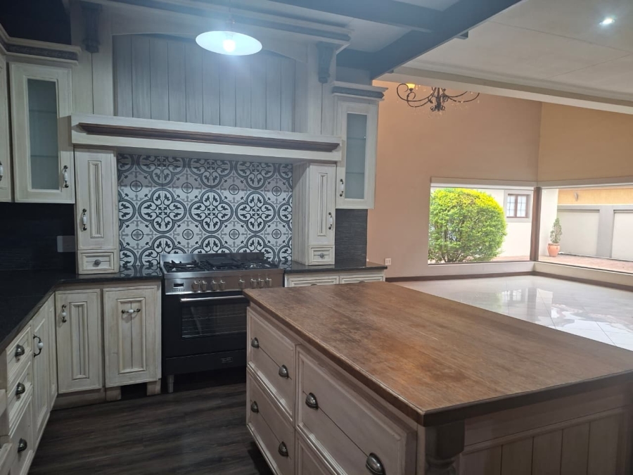 4 Bedroom Property for Sale in Vanderbijlpark SE 8 Gauteng