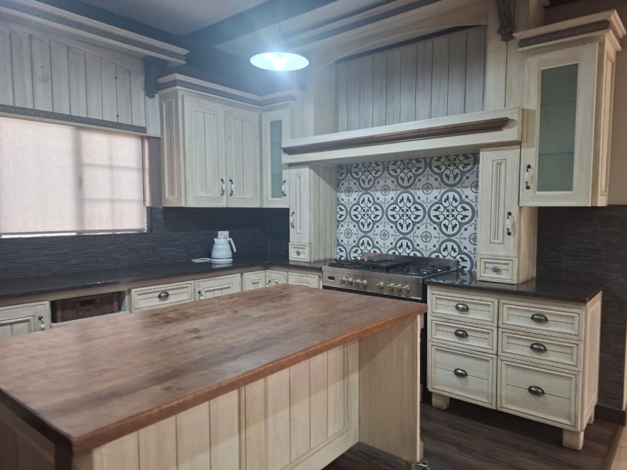 4 Bedroom Property for Sale in Vanderbijlpark SE 8 Gauteng