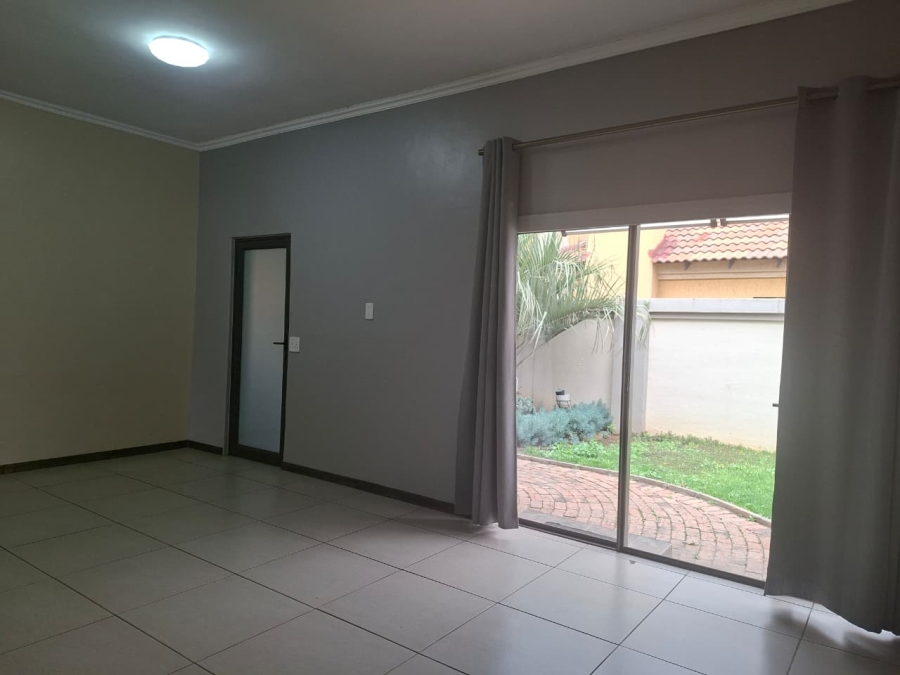 4 Bedroom Property for Sale in Vanderbijlpark SE 8 Gauteng
