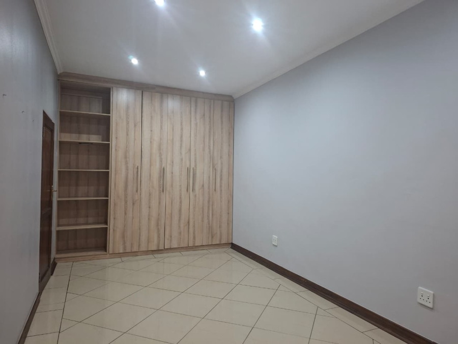 4 Bedroom Property for Sale in Vanderbijlpark SE 8 Gauteng