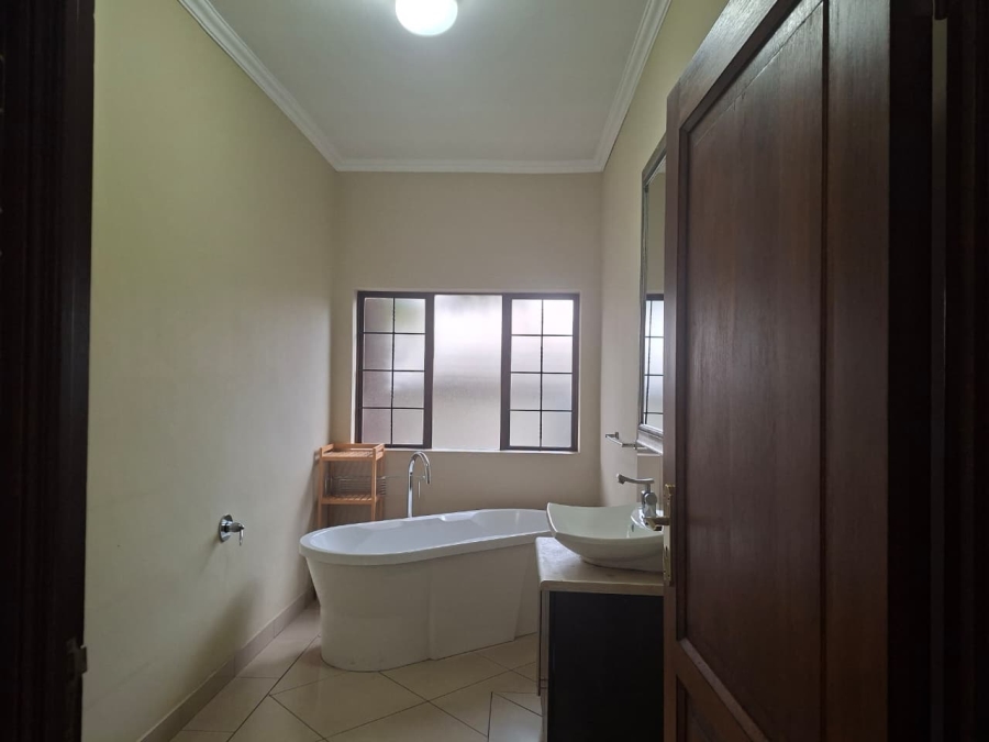 4 Bedroom Property for Sale in Vanderbijlpark SE 8 Gauteng