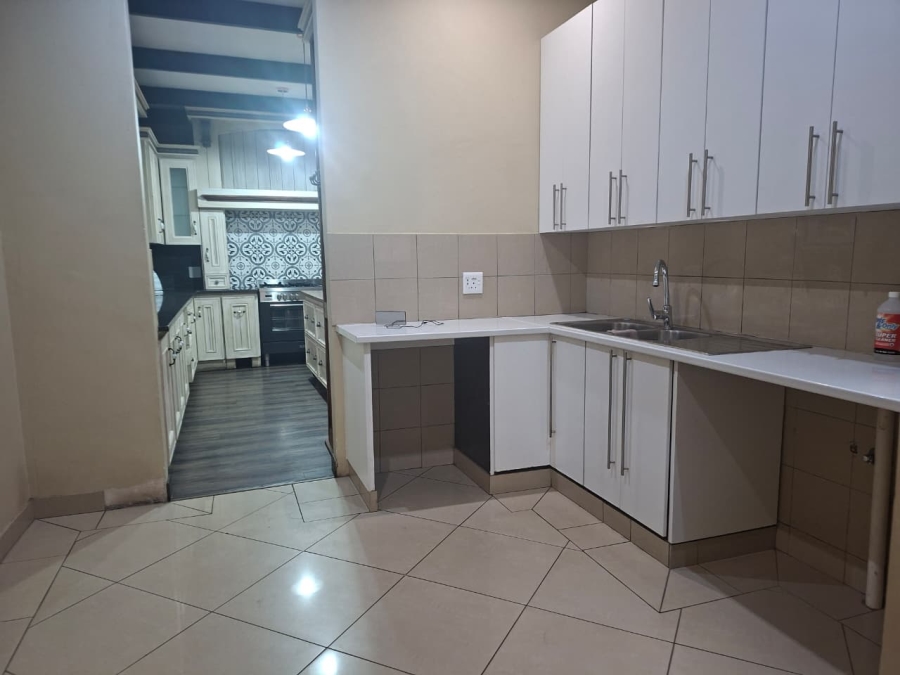 4 Bedroom Property for Sale in Vanderbijlpark SE 8 Gauteng