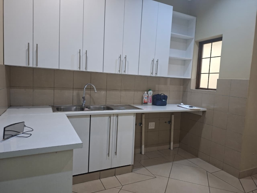 4 Bedroom Property for Sale in Vanderbijlpark SE 8 Gauteng