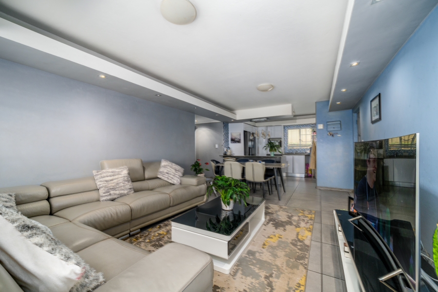 3 Bedroom Property for Sale in Bergbron Gauteng