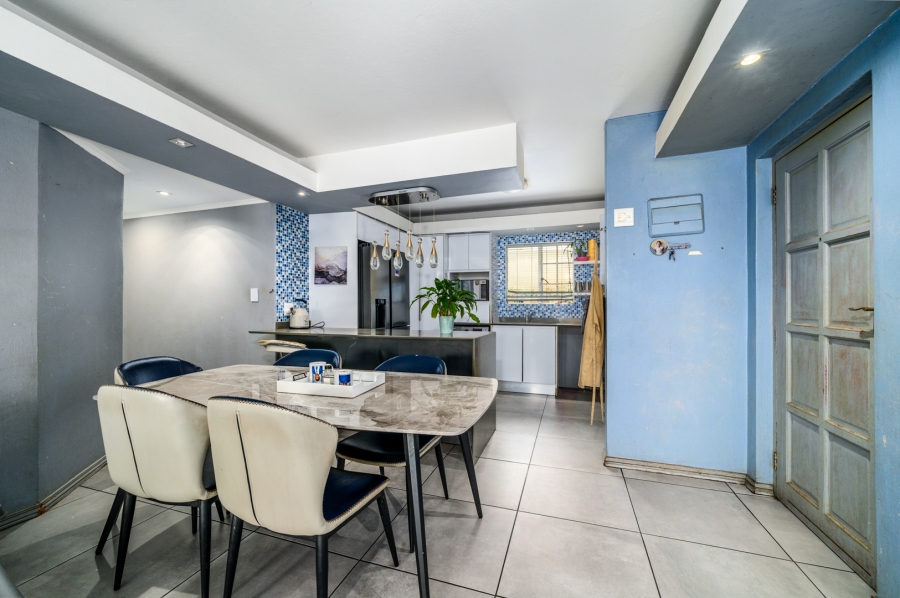 3 Bedroom Property for Sale in Bergbron Gauteng
