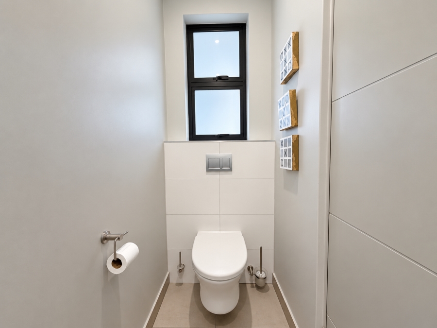 To Let 3 Bedroom Property for Rent in Ascend to Midstream Gauteng