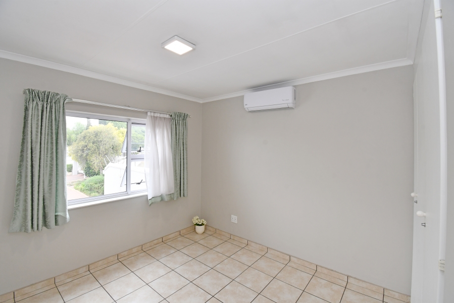 2 Bedroom Property for Sale in Kelland Gauteng