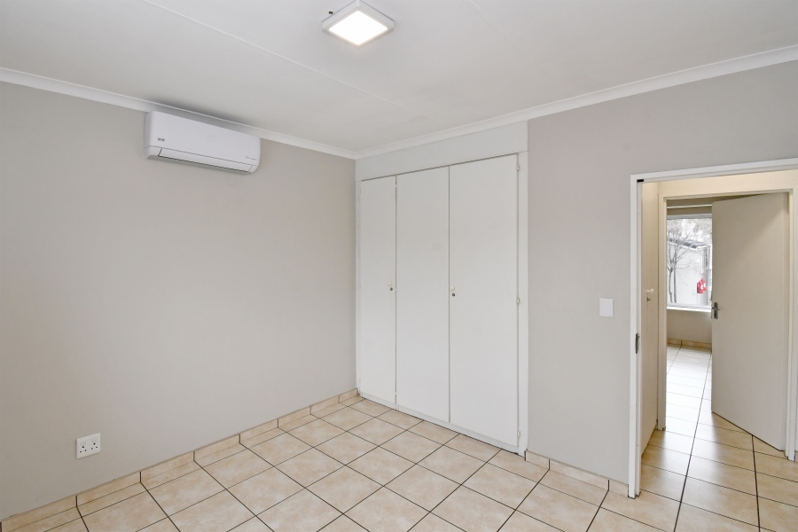 2 Bedroom Property for Sale in Kelland Gauteng