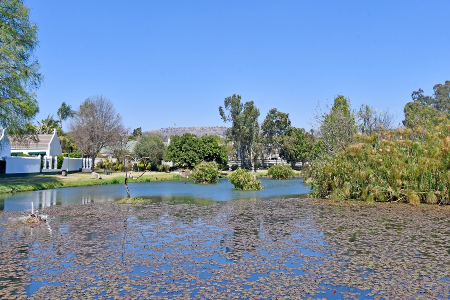 2 Bedroom Property for Sale in Kelland Gauteng