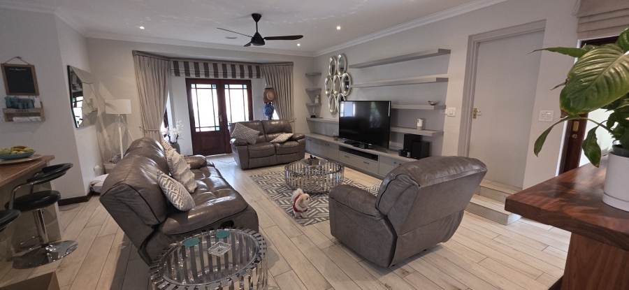 To Let 3 Bedroom Property for Rent in Modderfontein Gauteng