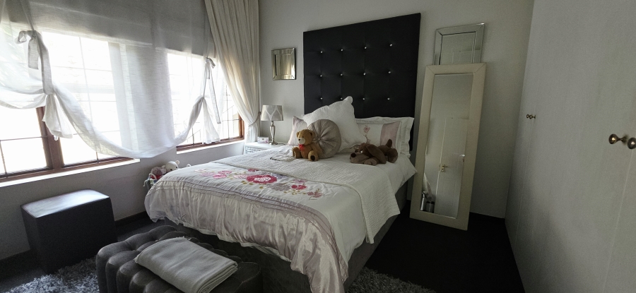 To Let 3 Bedroom Property for Rent in Modderfontein Gauteng