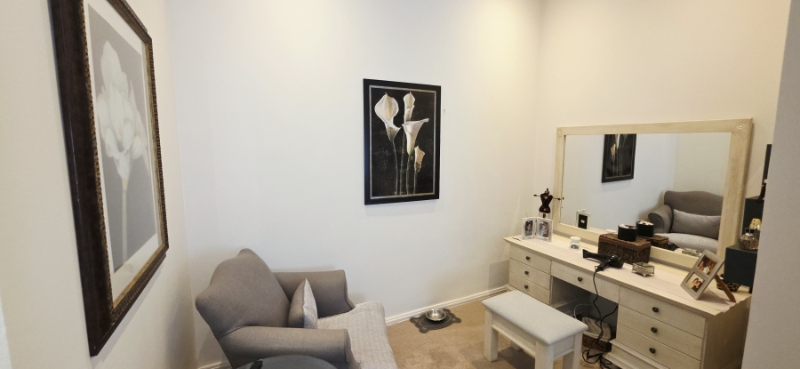To Let 3 Bedroom Property for Rent in Modderfontein Gauteng