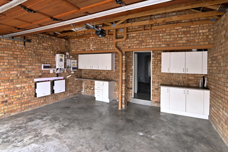 3 Bedroom Property for Sale in Kyalami Hills Gauteng