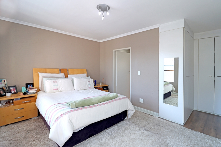 3 Bedroom Property for Sale in Glenhazel Gauteng