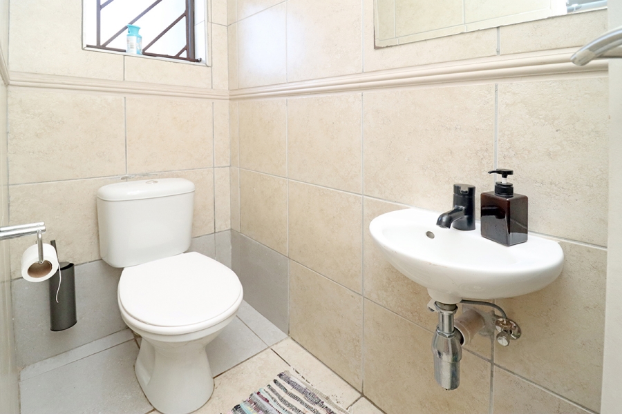 3 Bedroom Property for Sale in Glenhazel Gauteng