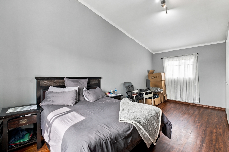 2 Bedroom Property for Sale in Barbeque Downs Gauteng