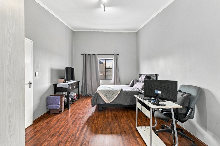 2 Bedroom Property for Sale in Barbeque Downs Gauteng