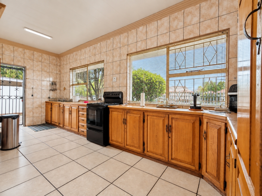 4 Bedroom Property for Sale in Risiville Gauteng