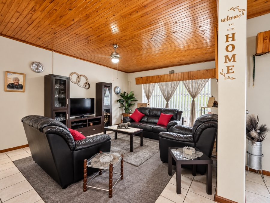 4 Bedroom Property for Sale in Risiville Gauteng