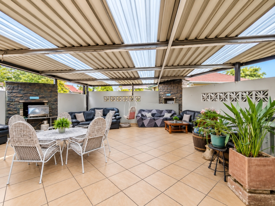 4 Bedroom Property for Sale in Risiville Gauteng