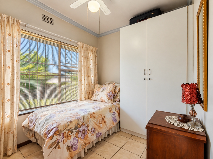 4 Bedroom Property for Sale in Risiville Gauteng