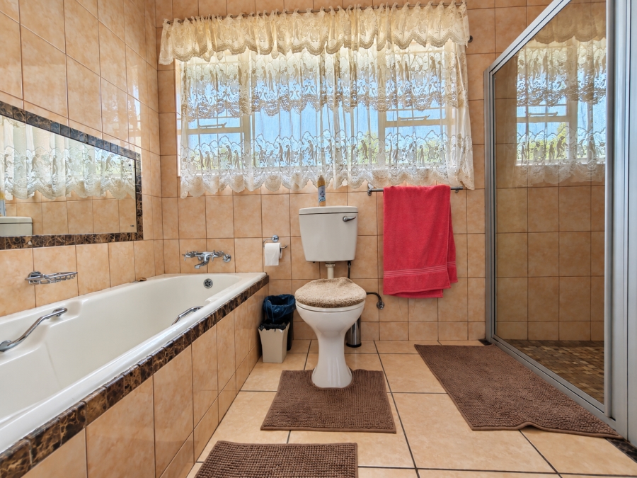4 Bedroom Property for Sale in Risiville Gauteng