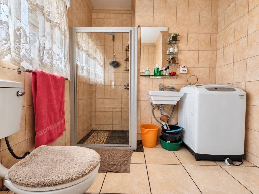 4 Bedroom Property for Sale in Risiville Gauteng
