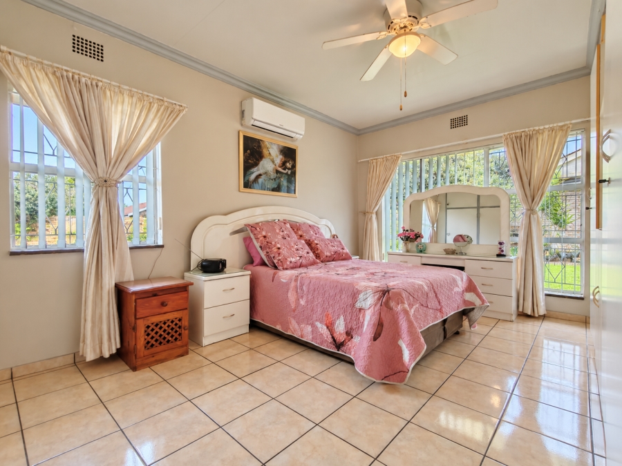 4 Bedroom Property for Sale in Risiville Gauteng